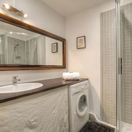 Cosy Et Lumineux, Berges Du Rhone Apartment